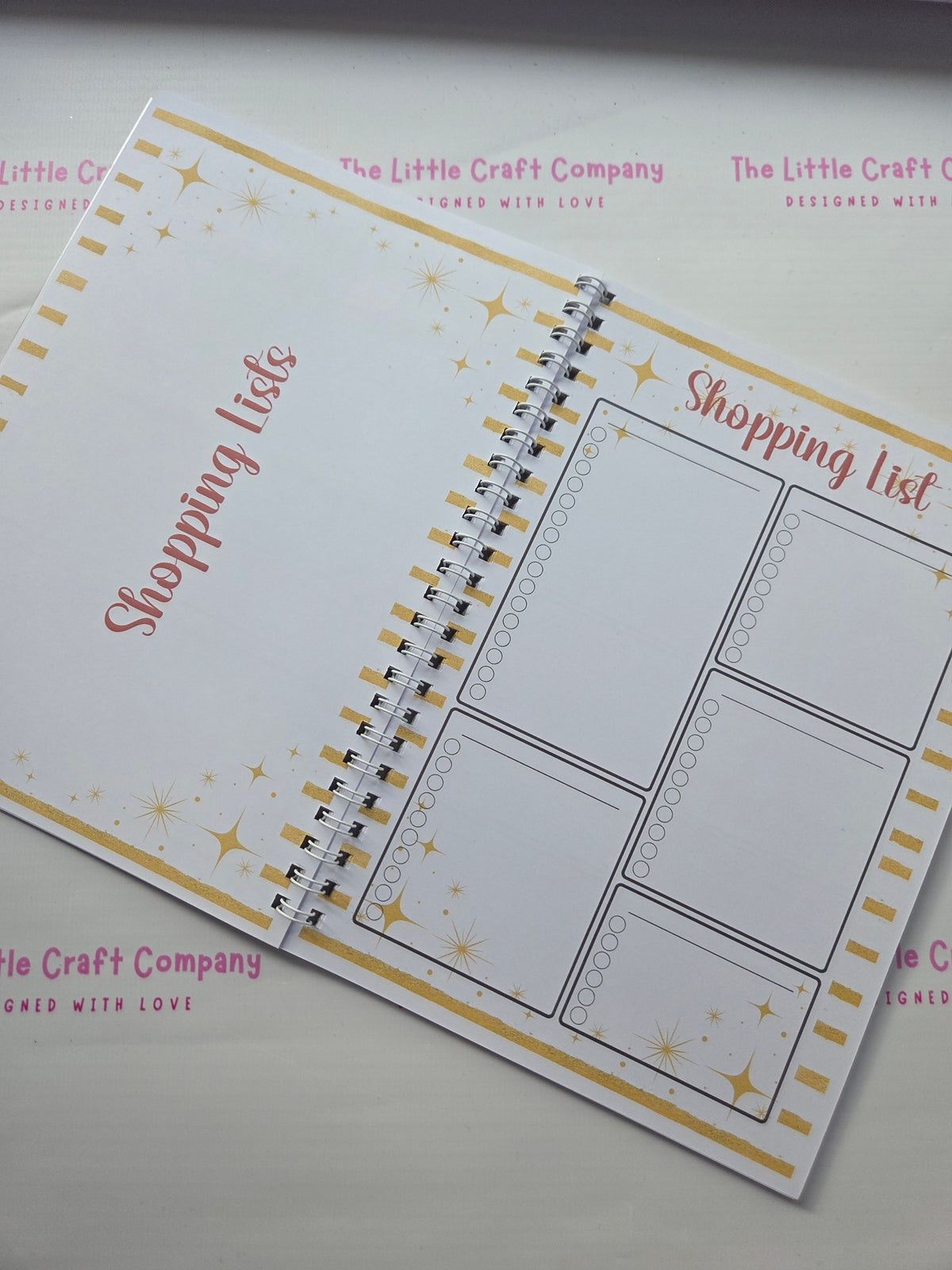 Mum’s Never Ending Chaotic Christmas Planner